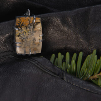 Portrait Dendritic Agate necklace