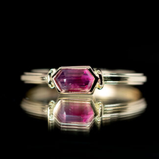 Elongated Hexagon Winza Sapphire Stacker Ring 14kt Yellow Gold Size 4 1/2"