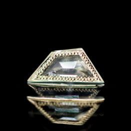 Grey Geometric Cut Umba Sapphire Yellow Gold Threadless End 8.2mm x 3.7mm