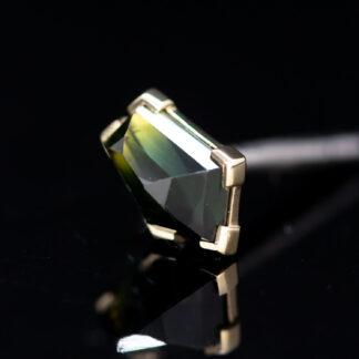 Geometric Cut Madagascar Sapphire Yellow Gold Partial Bezel Threaded End 8.8mm x 6.2mm