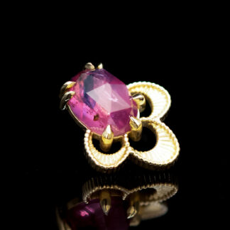 The Violet Yellow Gold Threadless End Winza Sapphire