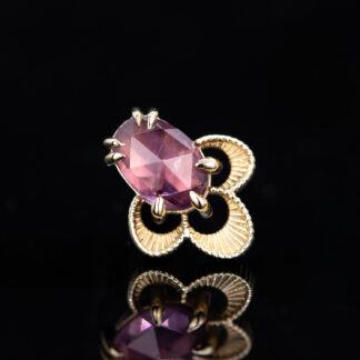 The Violet Yellow Gold Threaded End Winza Sapphire