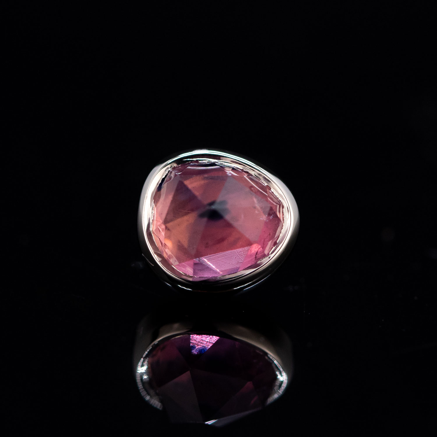 Rose Cut Winza Sapphire Bezel White Gold Threadless End 5.8mm x 5.4mm - Image 2
