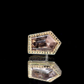 Geometric Cut Umba Sapphire Yellow Gold Threadless End 5.7mm x 4.1mm