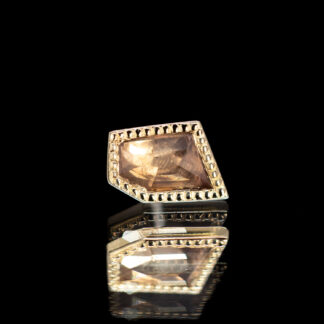 Geometric Cut Umba Sapphire Yellow Gold Threadless End 6.5mm x 3.9mm