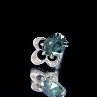 The Violet White Gold Threaded End Madagascar Sapphire