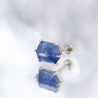 Geometric Cut Madagascar Sapphire White Gold Threadless End 7.6mm x 4.5mm