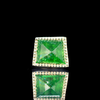 Geometric Cut Tsavorite Milgrain Bezel Threadless End Yellow Gold 5.7mm x 4.9mm