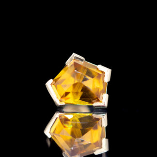 Geometric Cut Kenya Sapphire Partial Bezel Yellow Gold Threadless End 6.7mm x 6.3mm