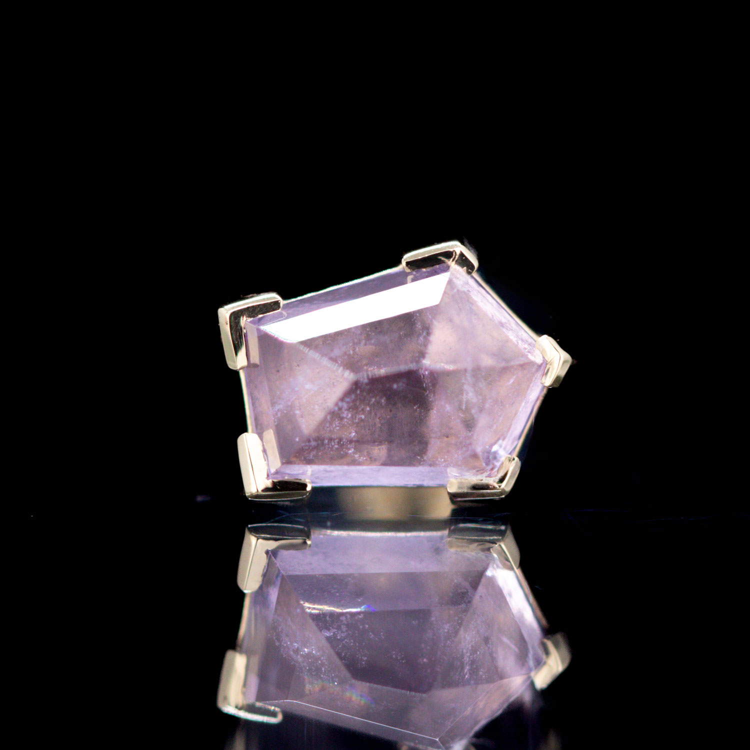 Lavender Geometric Spinel Threadless End Yellow Gold 14kt 7.1mm x 5.6mm