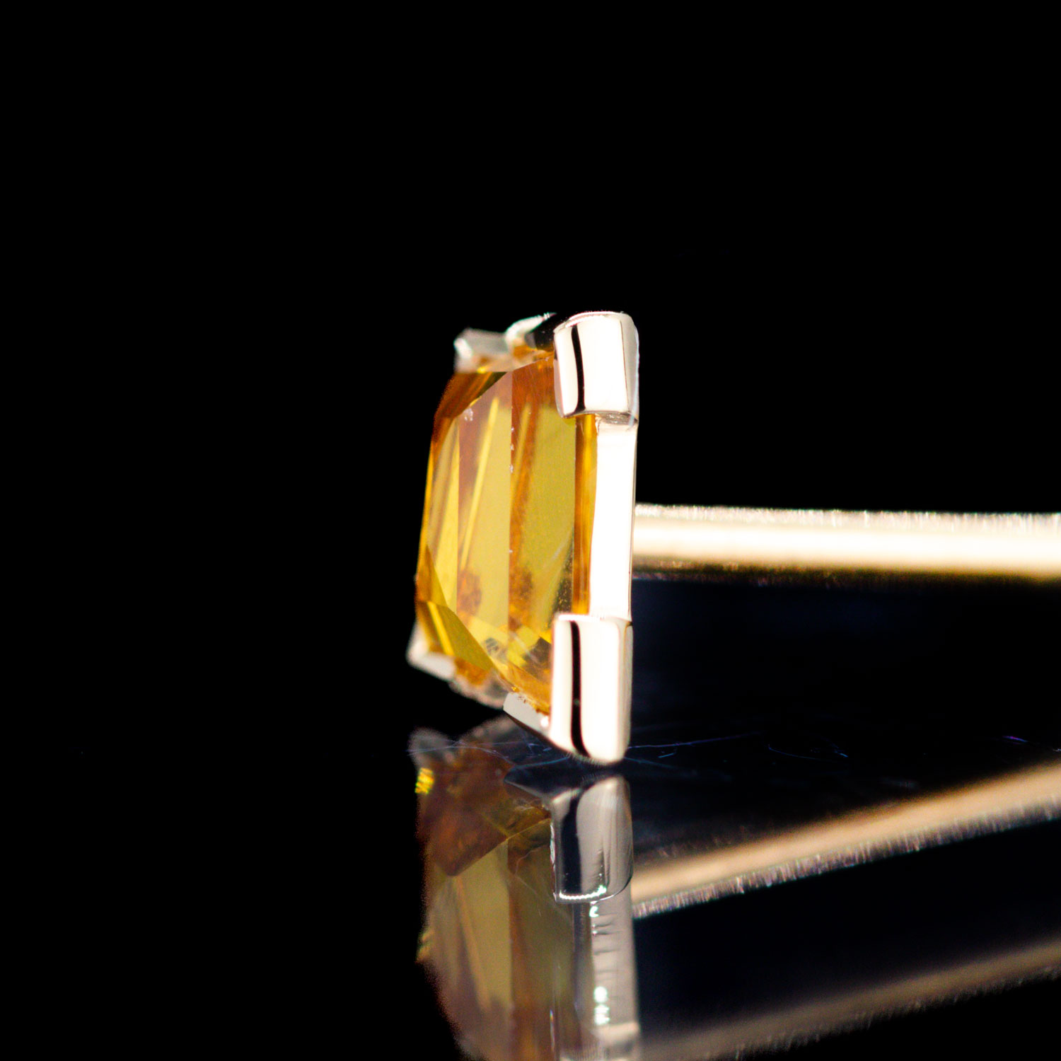 Geometric Cut Kenya Sapphire Partial Bezel Yellow Gold Threadless End 5.7mm x 4.6mm - Image 2