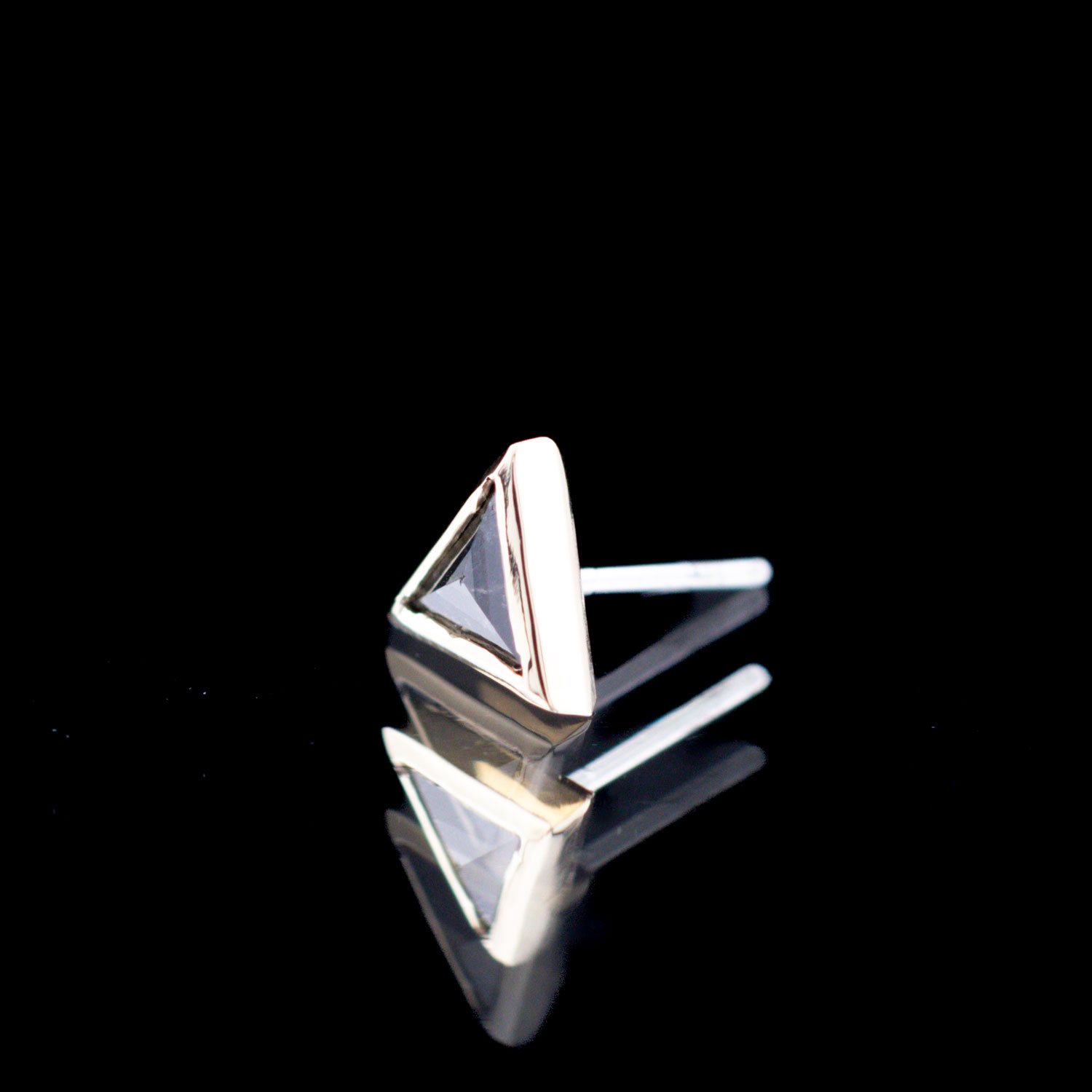 Triangle Grey Diamond Yellow Threadless End - Image 2