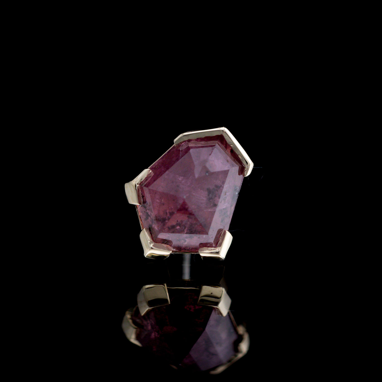 Geometric Cut Winza Sapphire Yellow Gold Threadless End 8mm x 6.5mm