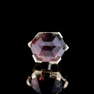 Geometric Cut Winza Sapphire Yellow Gold Threadless End 7.4mm x 5.9mm