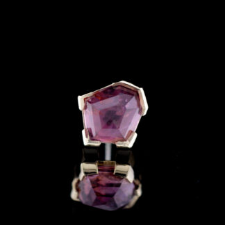 Geometric Cut Winza Sapphire Yellow Gold Threadless End 6.8mm x 6.2mm