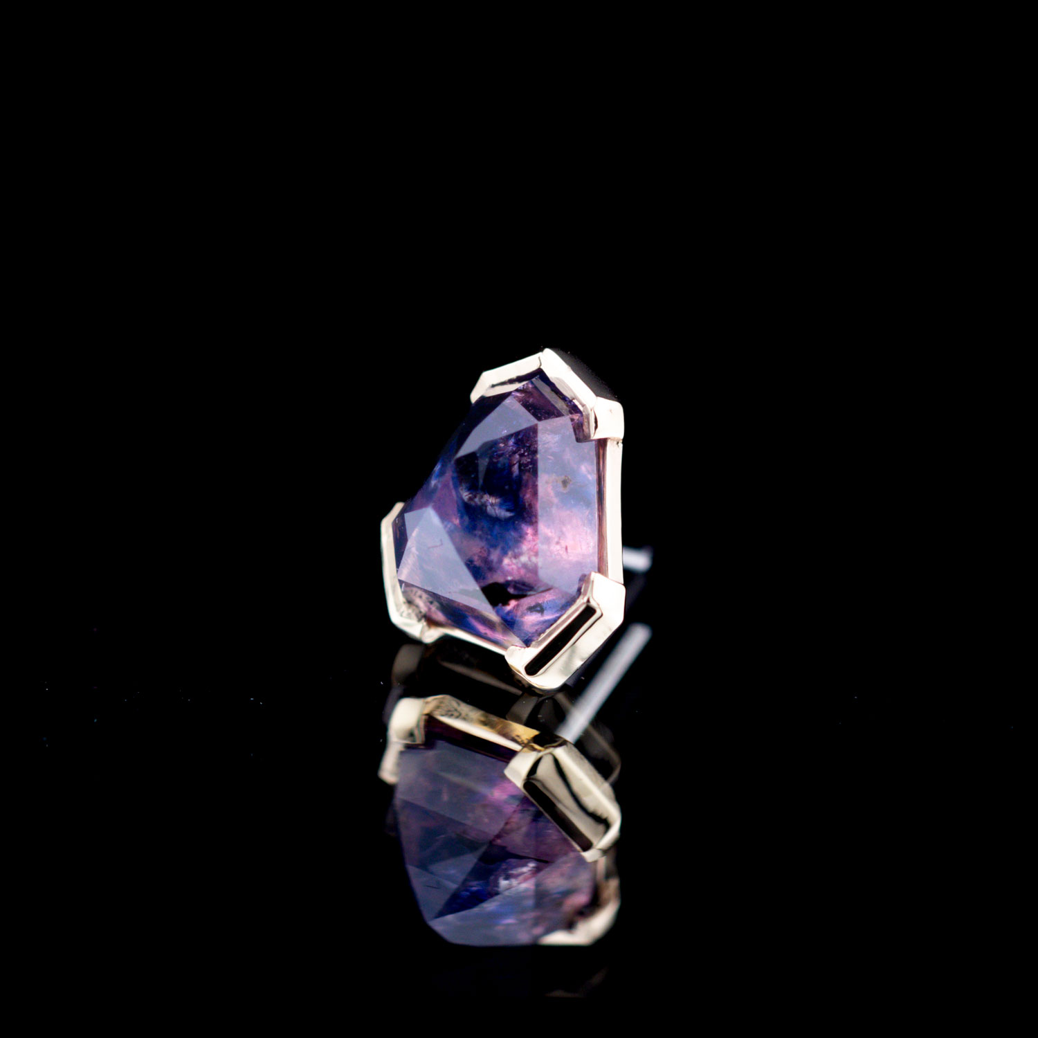 Geometric Cut Winza Sapphire Yellow Gold Threadless End 7mm x 6.4mm