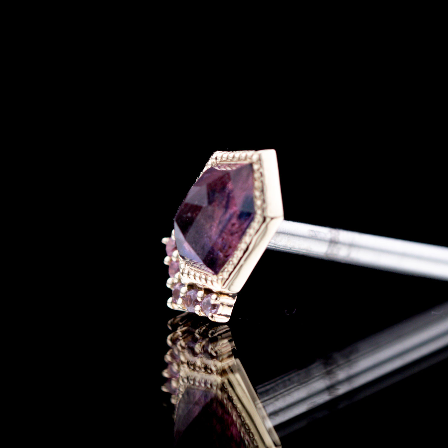 Cherry Coloured Royal Threaded End - Image 2