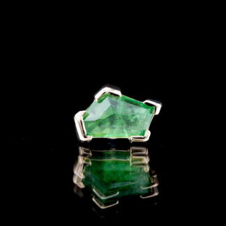 Geometric Cut Tsavorite Threadless End Yellow Gold 6.1mm x 4mm