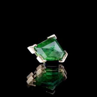 Geometric Cut Tsavorite Threadless End Yellow Gold 6.5mm x 4.3mm